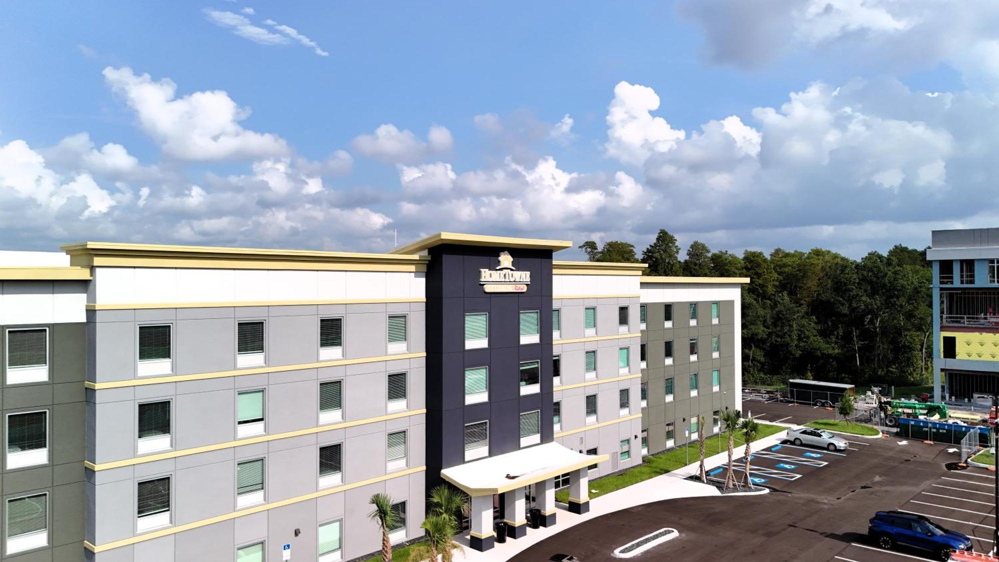 Hometowne Studios By Red Roof Tampa - Airport West Chase Dış mekan fotoğraf